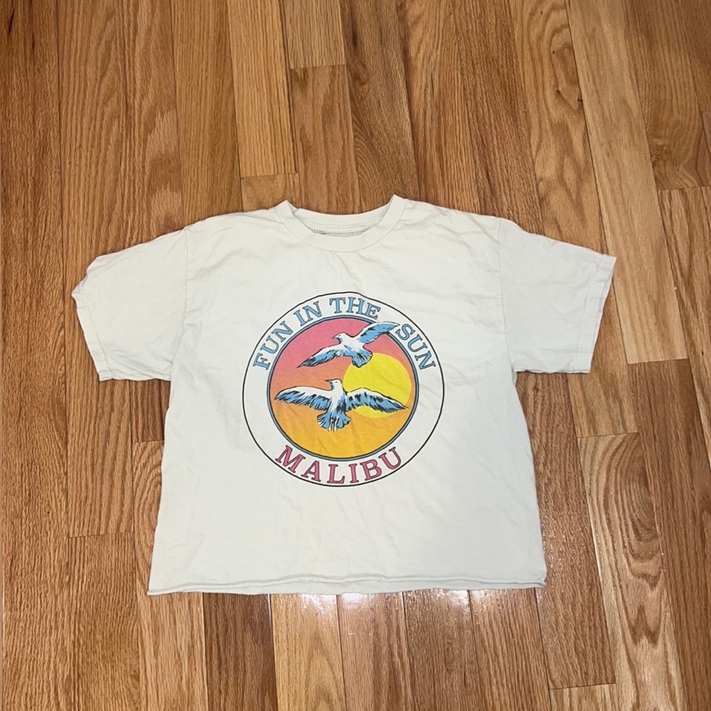 Brandy Melville fun in the sun tshirt